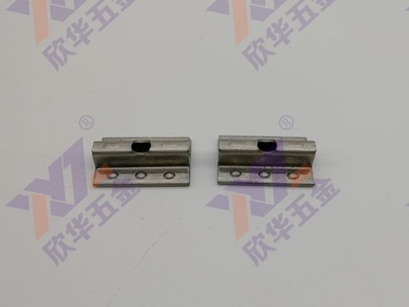 自動(dòng)車床加工安全操作規(guī)則