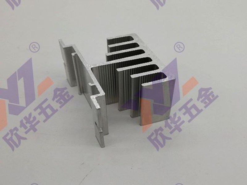 五金沖壓加工優(yōu)點